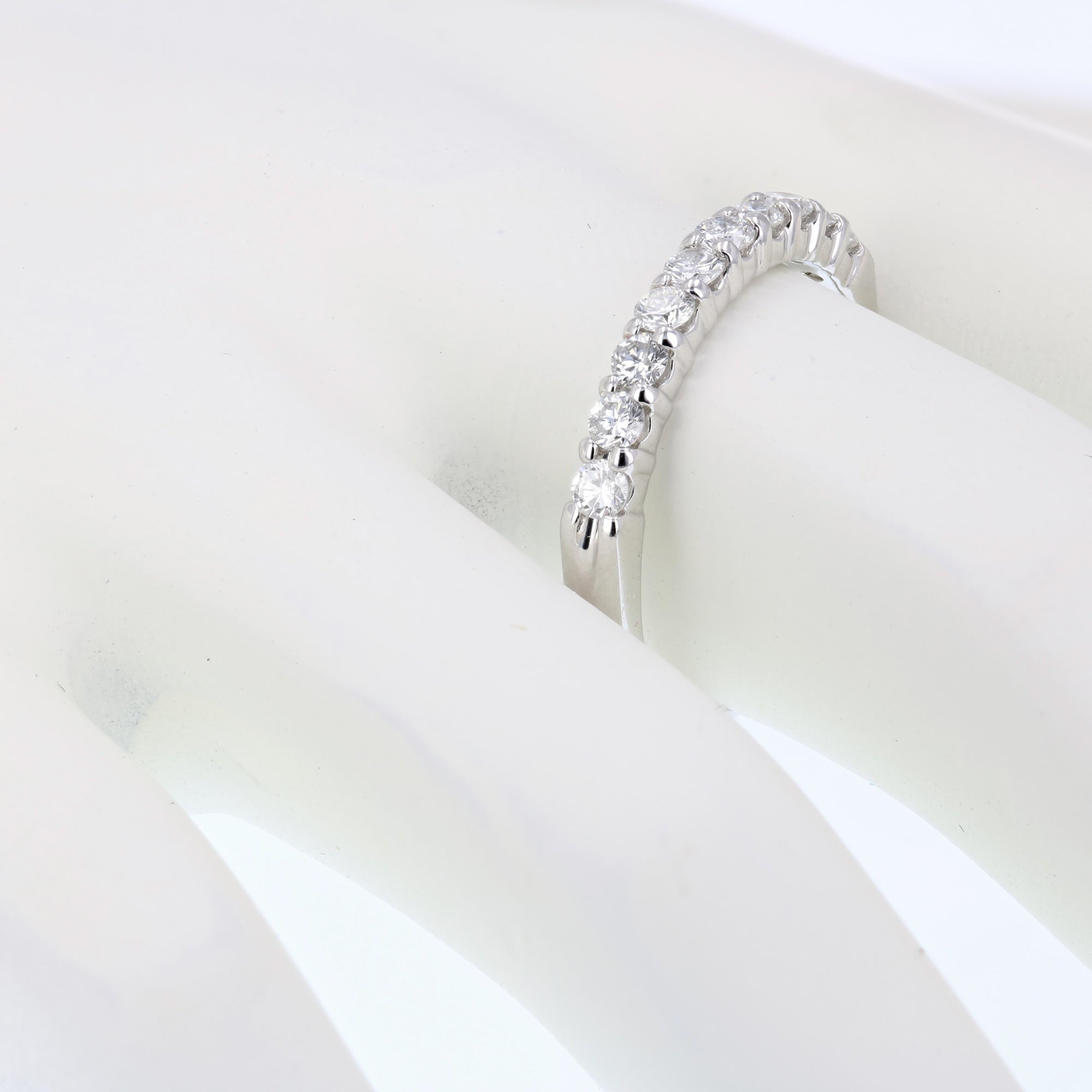 10 Stone Diamond Band