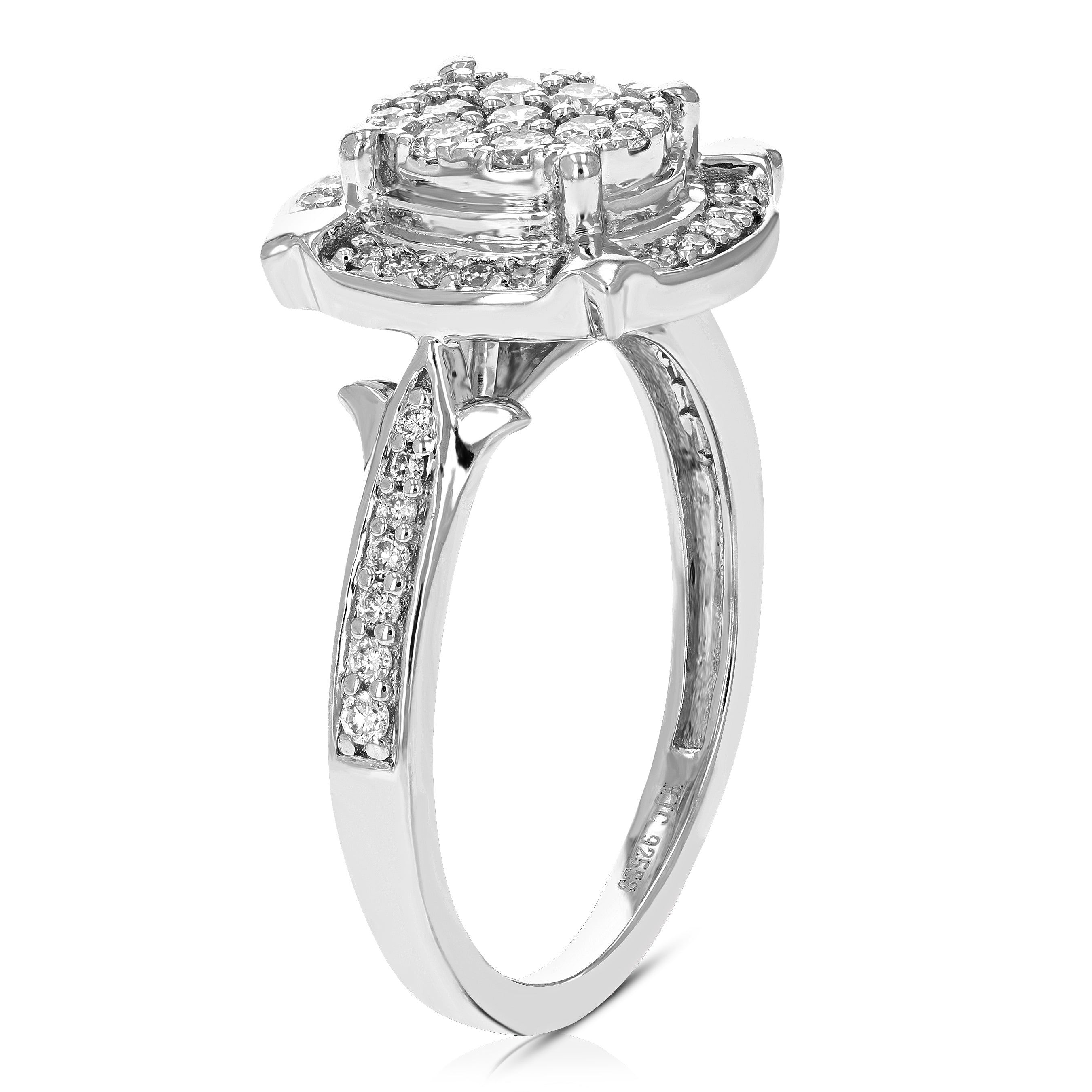 Engagement Ring Oval Diamond