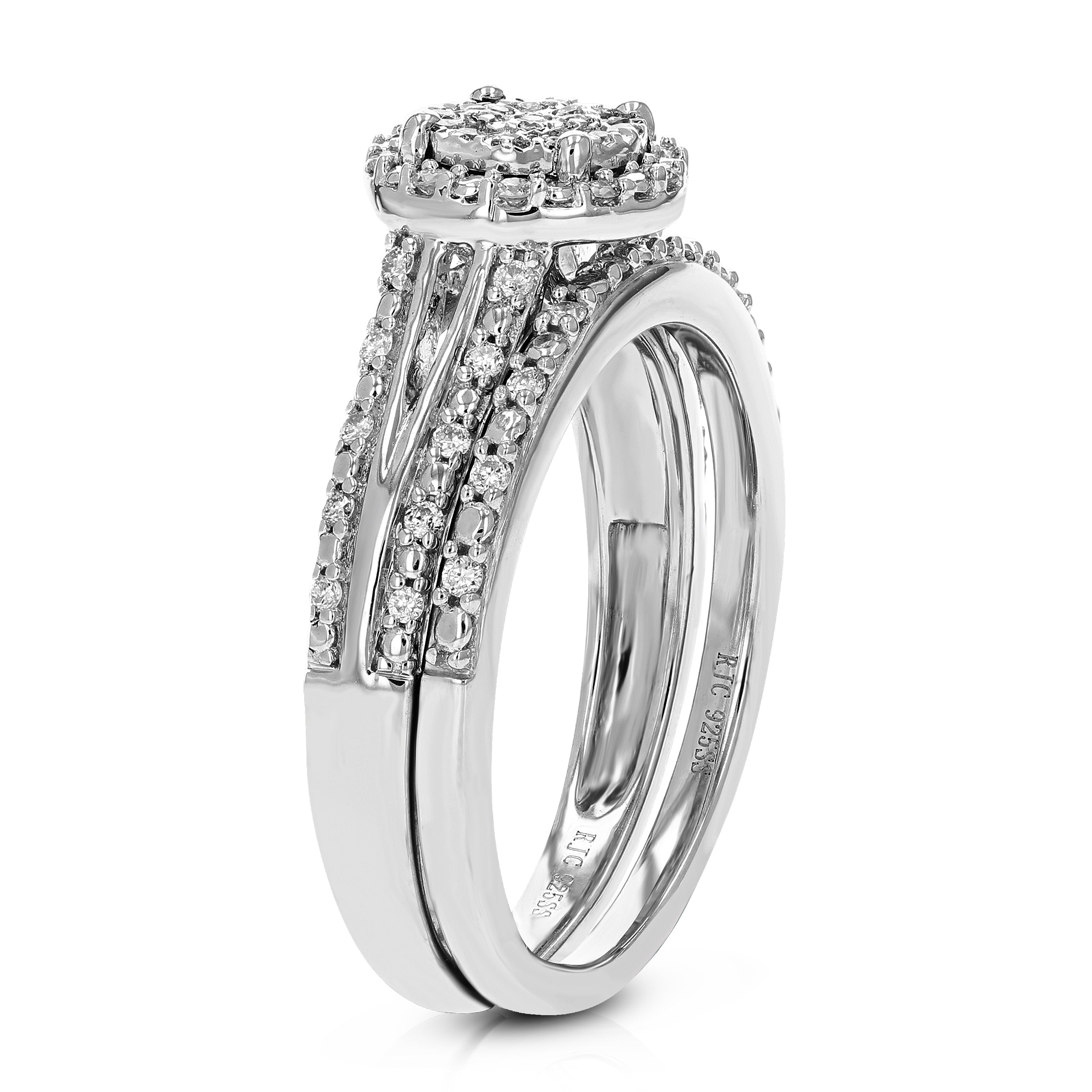 Oval Diamond Bridal Ring Set