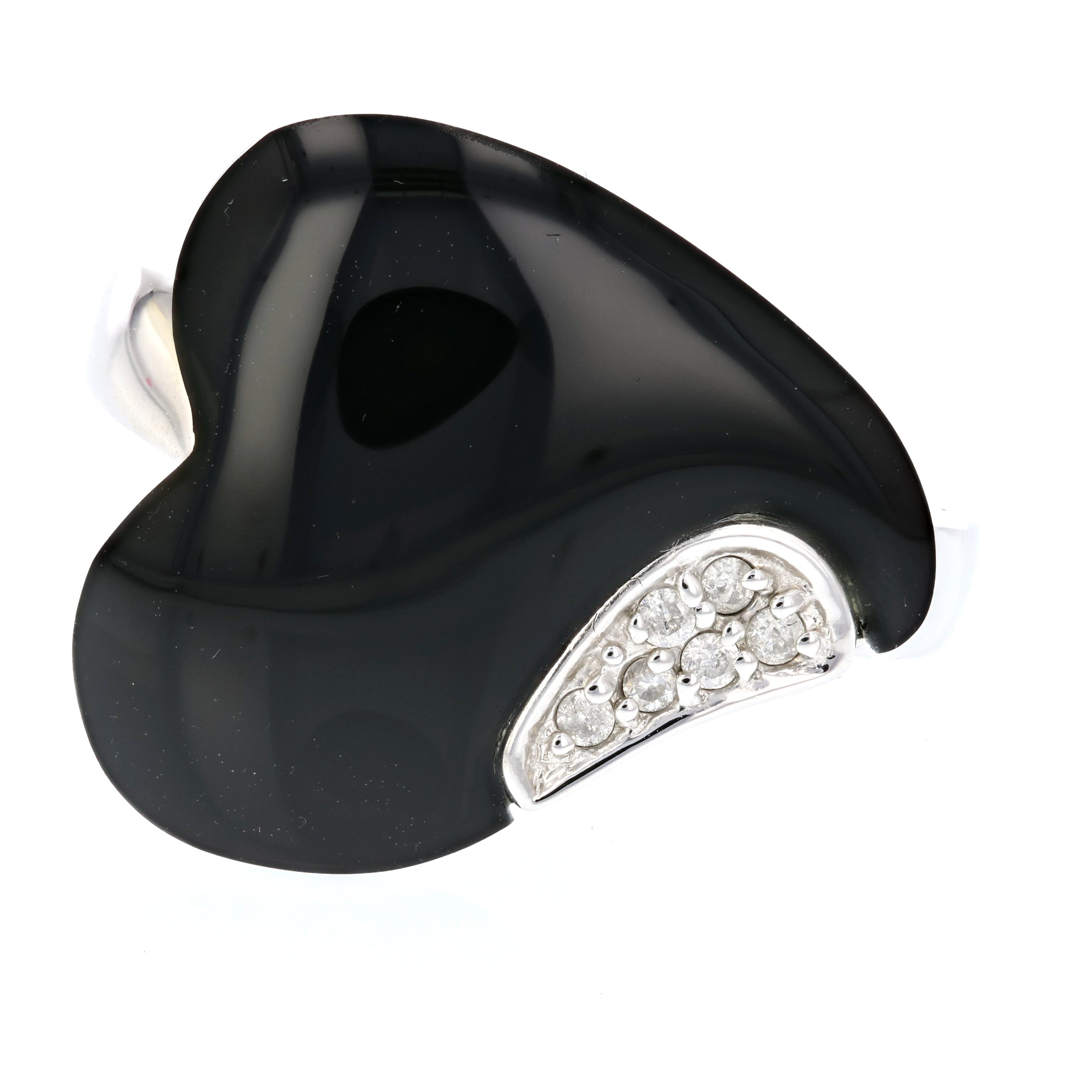 0.02 cttw Onyx and Diamond Heart Ring Sterling Silver Size 5